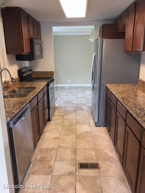 Building Photo - 3 br, 2 bath House - 5007 Lamplighter Road*