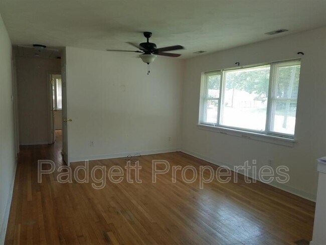 Building Photo - 410 Beulah Rd