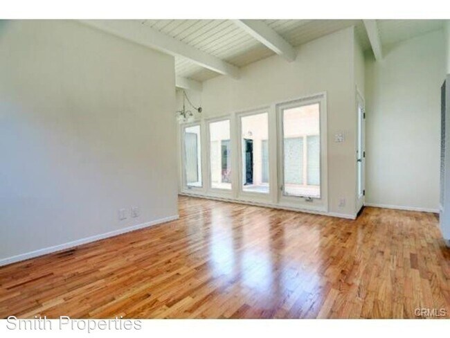 Building Photo - 1220-1222 9th St
