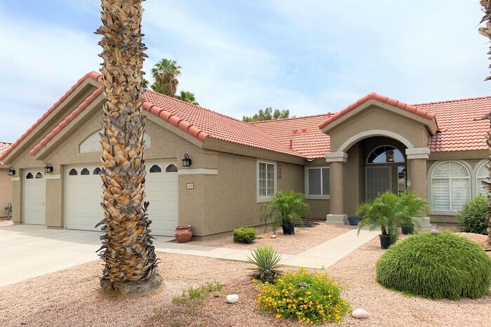Primary Photo - Gorgeous 4 Bedroom Chandler Home!