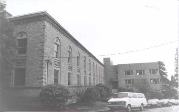 Building Photo - World View Center