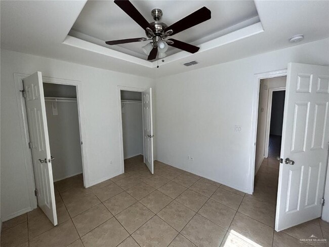 Building Photo - 2905 Linda Vista St