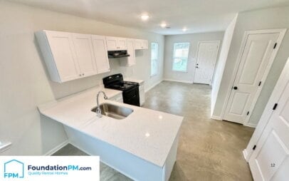 Building Photo - "Charming 3-Bed Home with 2 Full Baths & 1220 Sq Ft of Comfort in West Memphis!"