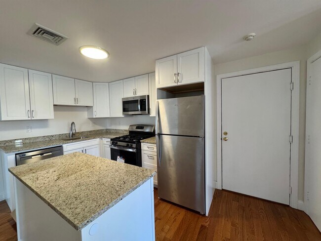 Foto del edificio - 356 Somerville Ave