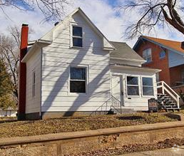 Building Photo - 132 S Benton St