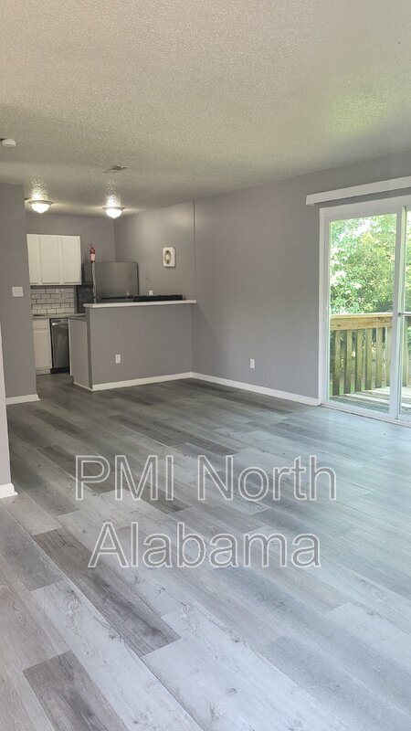 Foto del edificio - 4128 Penny St SW
