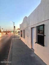 Building Photo - 601 N Copia St