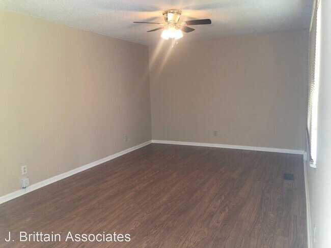 Building Photo - 3 br, 2 bath House - 1606 Brackenrich Drive
