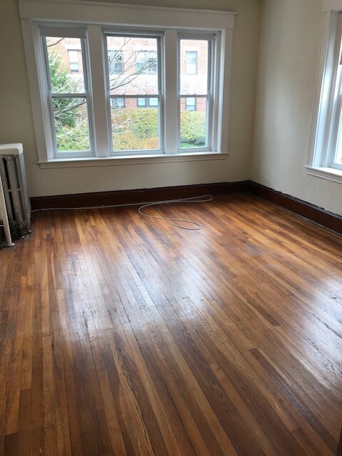 Foto del edificio - 116 Englewood Ave