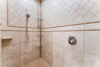 Building Photo - 24 Via Vasari