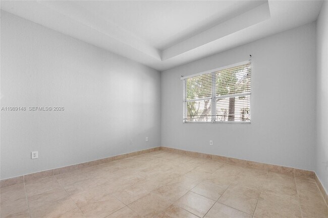 Foto del edificio - 2302 NE 37th Terrace