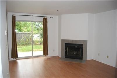 Sala de estar - Juneau's Landing Apartments