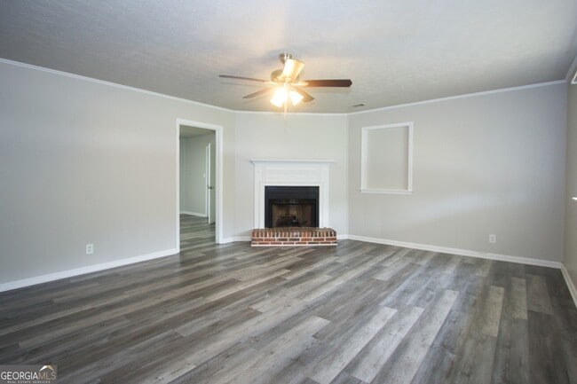 Building Photo - 1312 Cooper Rd