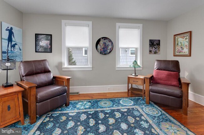 Foto del edificio - 325 Kenilworth Ave