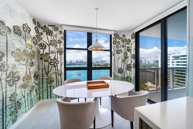 Foto del edificio - 9 Island Ave