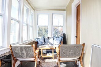 Building Photo - 36 Lancaster St