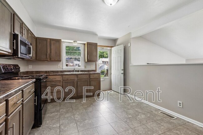 Foto del edificio - 6006 N 68th St