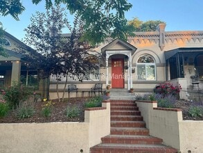 Building Photo - 3539 Mariposa St