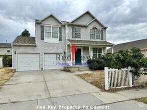 Building Photo - 697 N 410 W