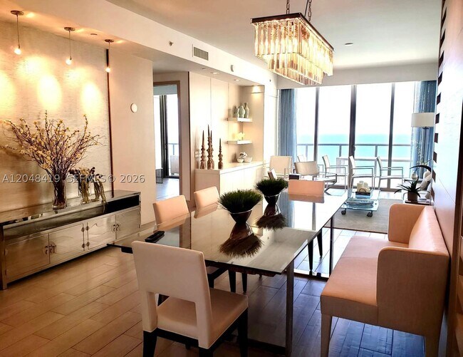 Foto del edificio - 9705 Collins Ave