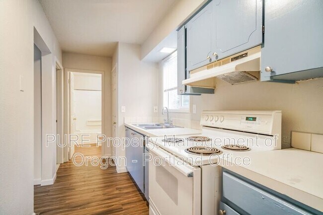 Foto del edificio - 760 Plymouth Dr NE