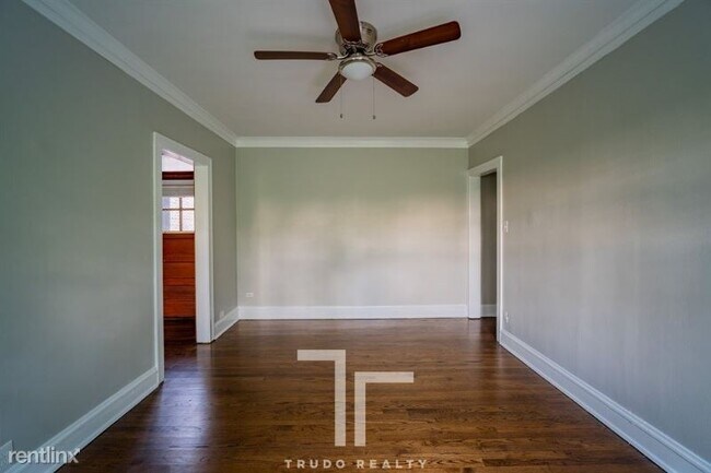 Building Photo - 3 br, 2 bath Apartment - 5073 N Wolcott Ave