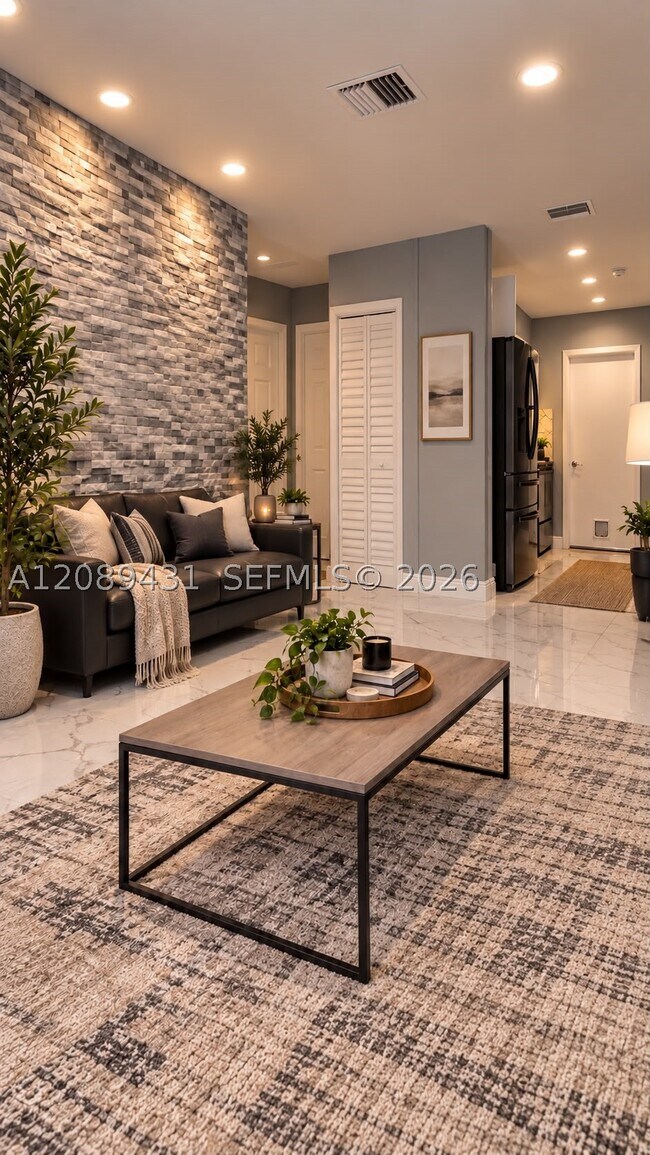 Foto del edificio - 4960 SW 28th Terrace