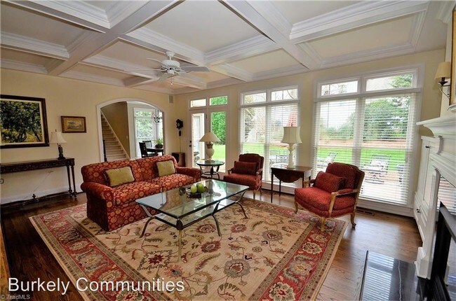 Foto del edificio - 4 br, 3.5 bath House - 22 Rosebay Lane (L)