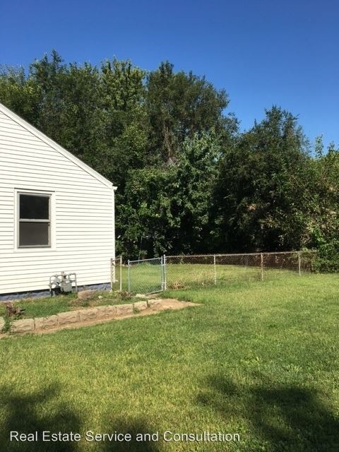 Building Photo - 3 br, 1 bath House - 1833 S. Wirt St.