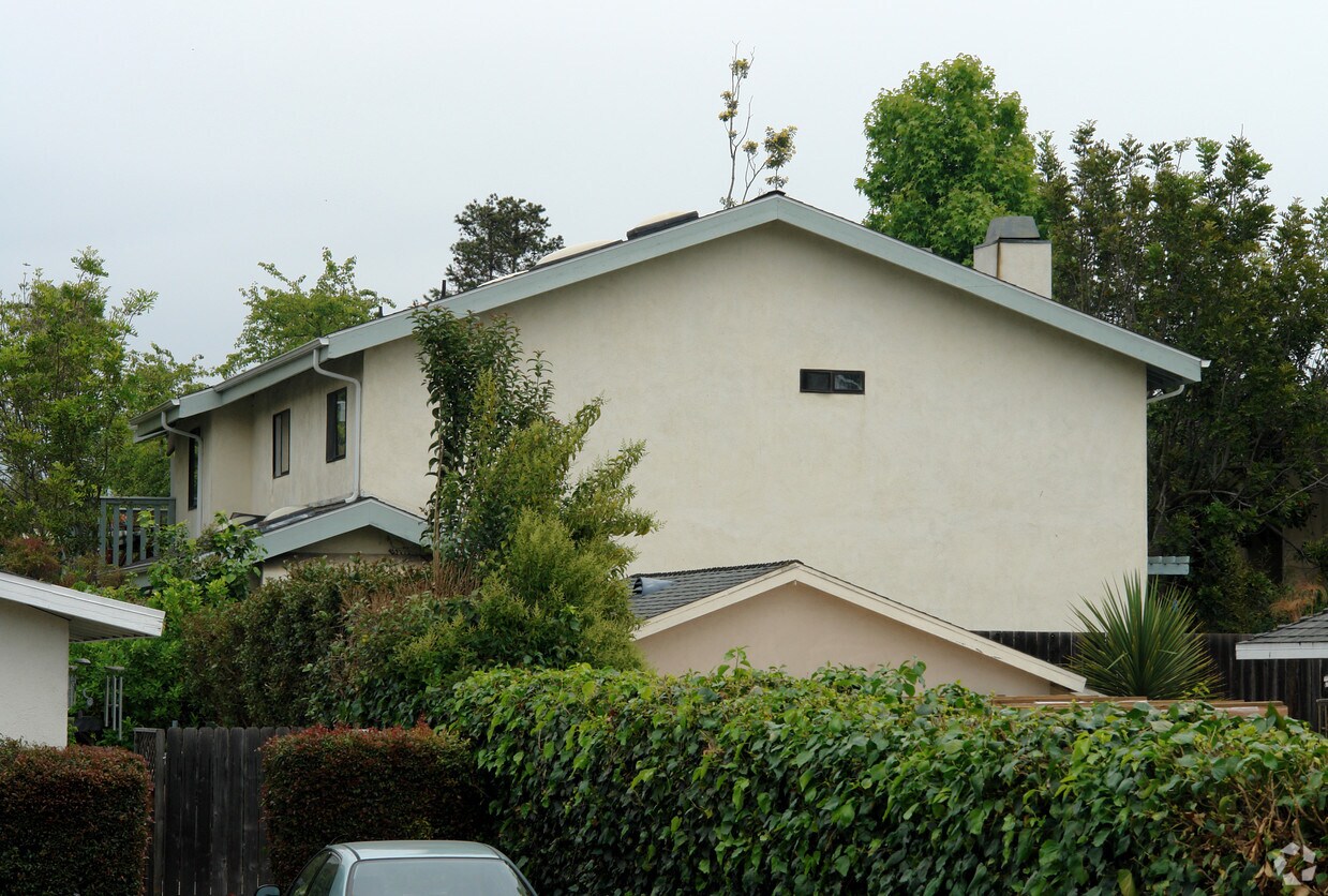 Foto del edificio - 423 W Gutierrez St