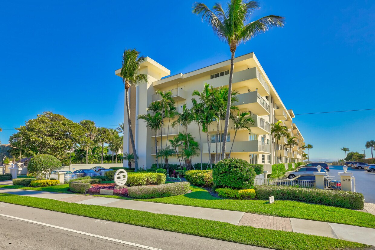Primary Photo - 630 Ocean Dr
