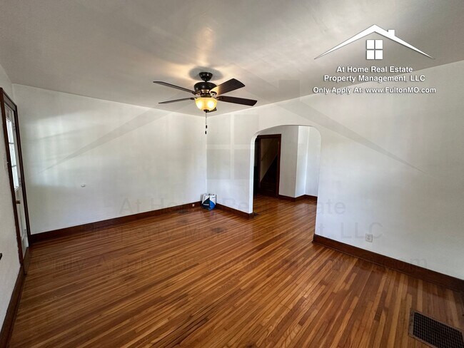 Foto del edificio - 207 W 4th St