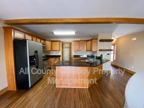 Building Photo - 4123 Moraine St