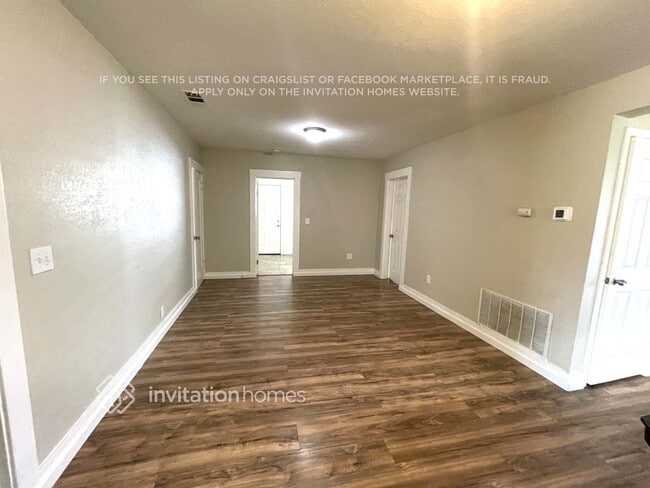 Foto del edificio - 135 N 5th St