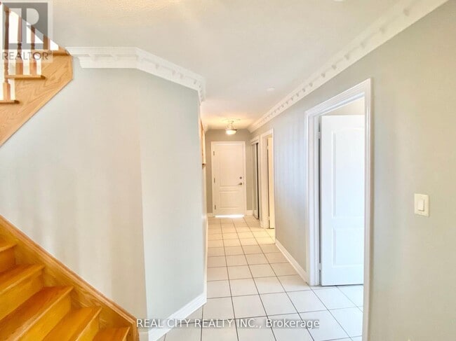 Building Photo - 2 Wandering Trail Dr