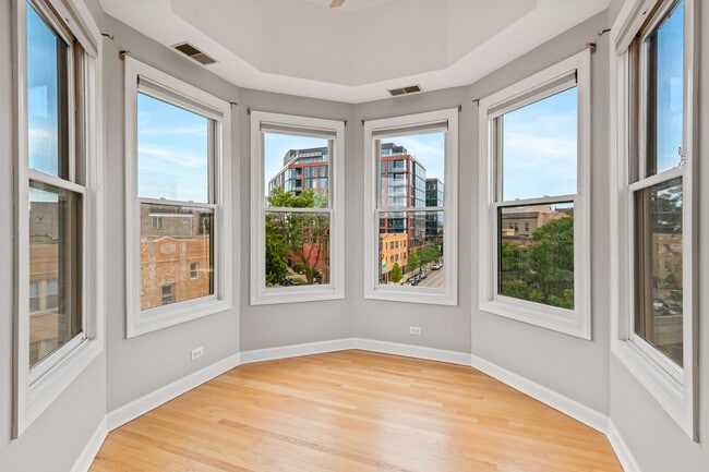 Foto del edificio - 845 W Altgeld St