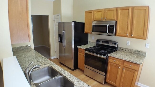 Building Photo - 414 Weatherstone Pl