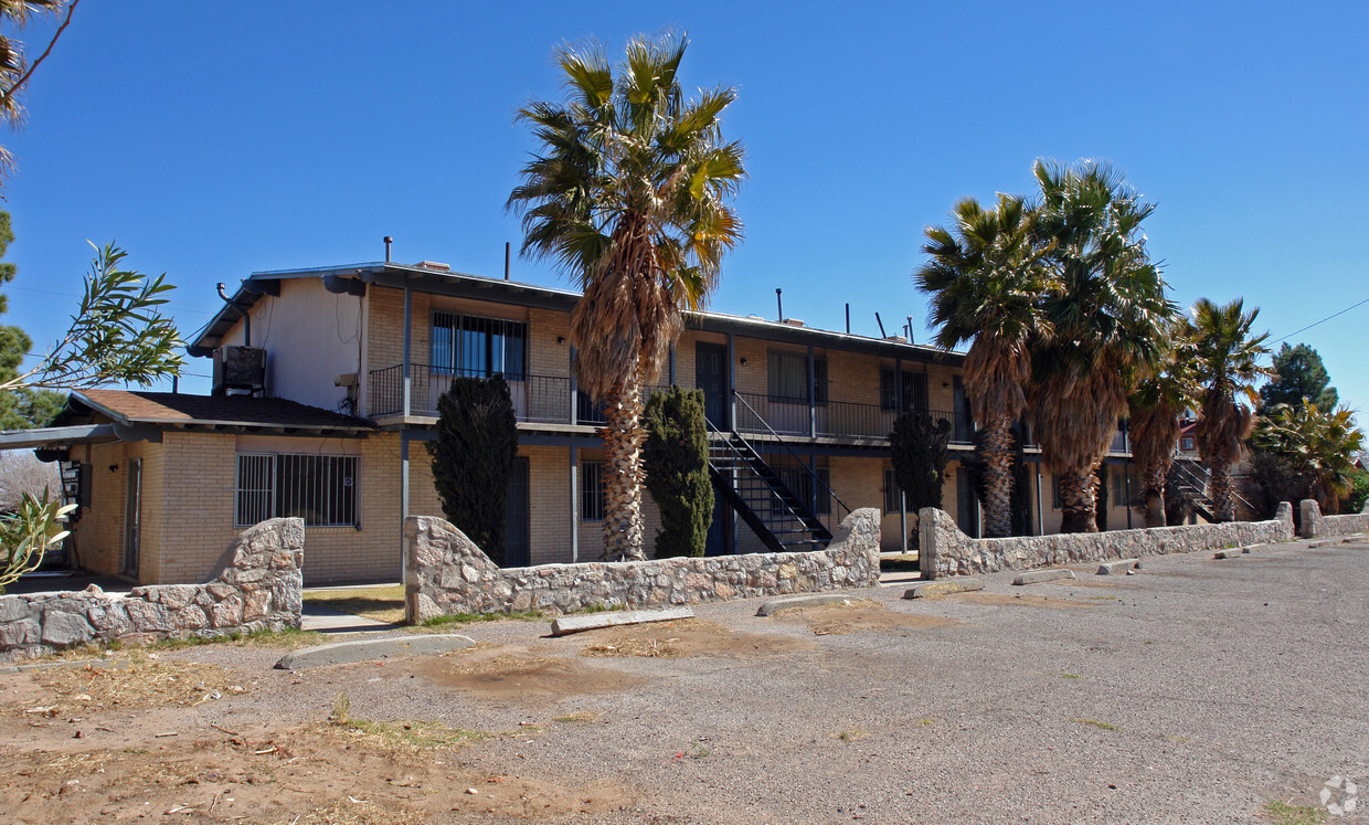 Building Photo - Mountain View Apartments