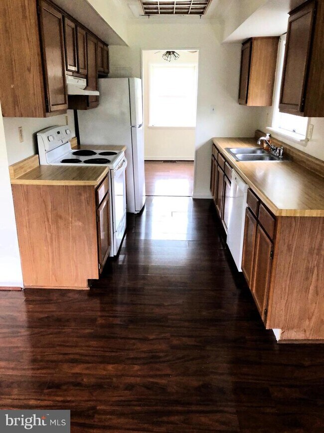 7296 Shirley Dr, Easton, MD 21601 House Rental in Easton, MD