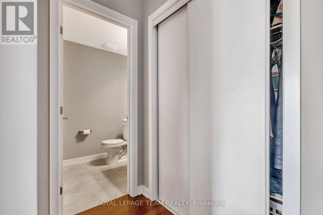 Building Photo - 512 Mishi Private