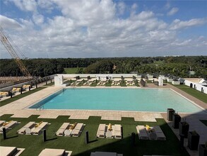 Building Photo - 5252 NW 85th Ave