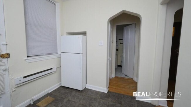 Foto del edificio - 0 bedroom in CHICAGO IL 60640