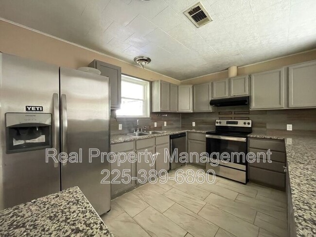 Photo - 18322 Eldon St House