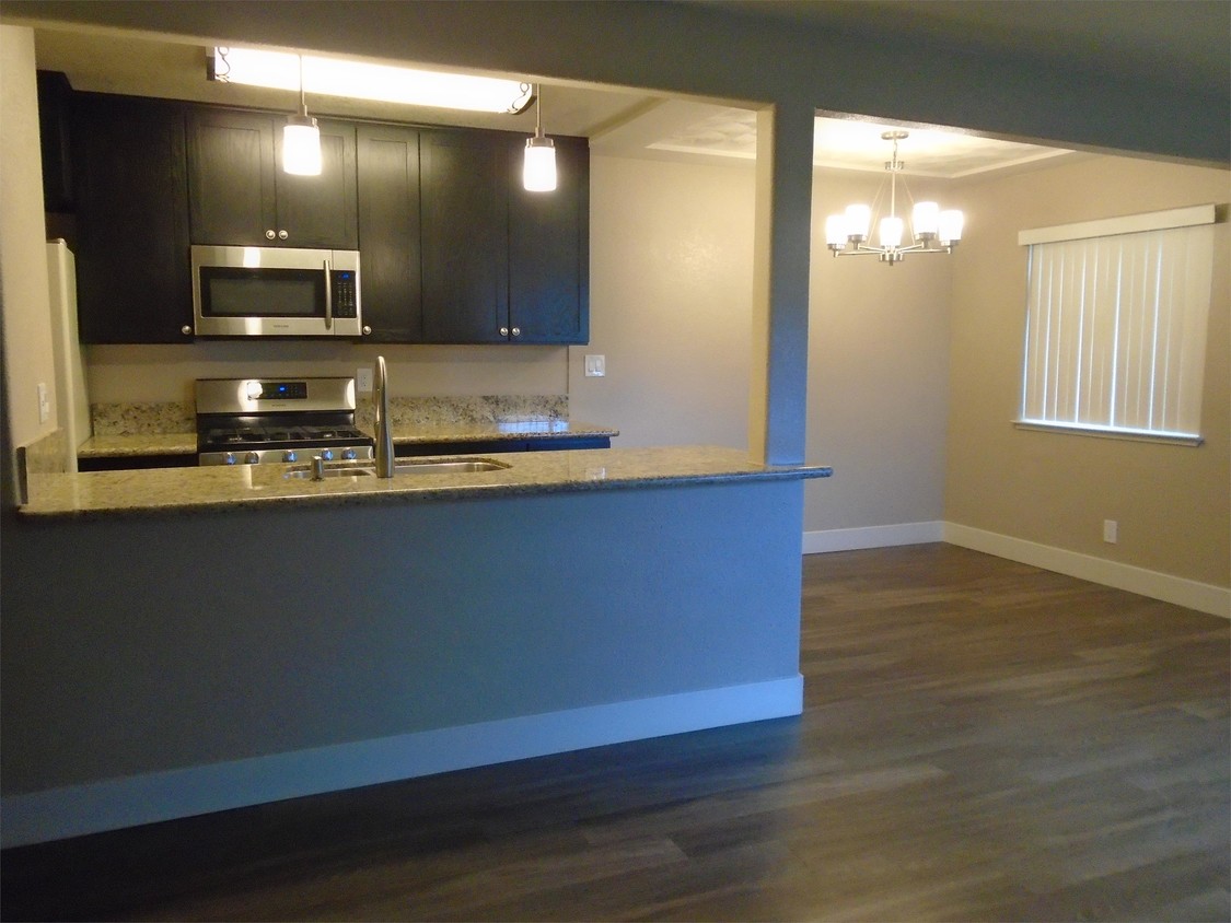 Primary Photo - 3582 Opal Dr