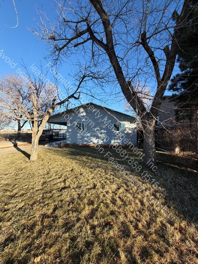 Photo - Pet Friendly - 3 Bed 2.5 Bath Charming Home in the Heart of Dacono with Small-Town Appeal