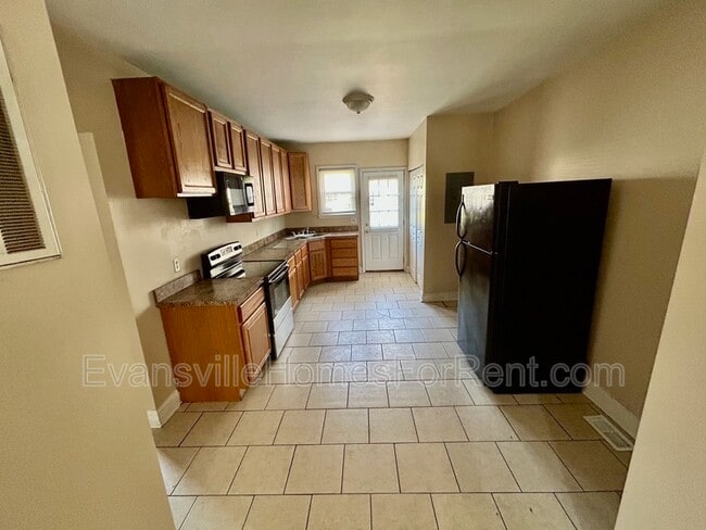 Foto del edificio - 1614 E Division St