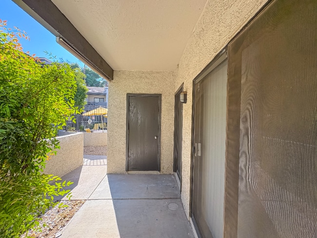 Building Photo - 80 W Maryland Ave