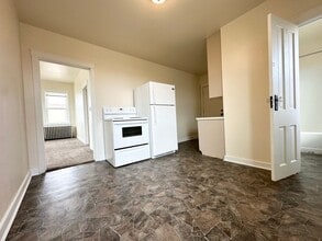 Building Photo - 2016 Marshall St