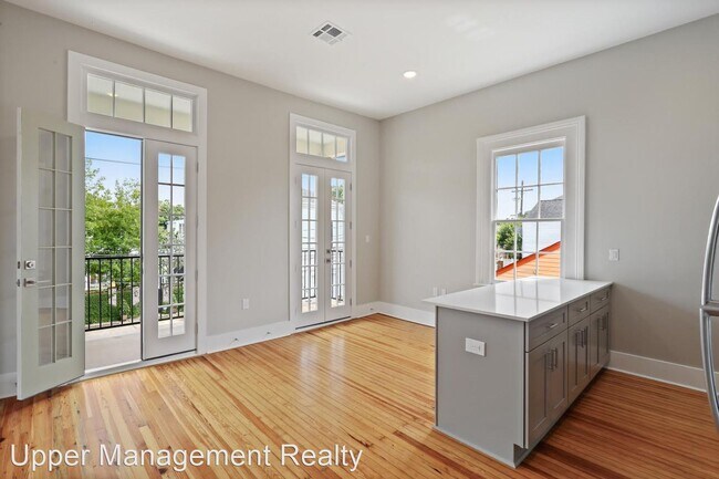 Foto del edificio - 1 br, 1 bath Apartment - 2617-19 Carondele...