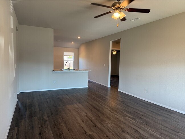 Foto del edificio - 6701 SW Chalkstone Rd